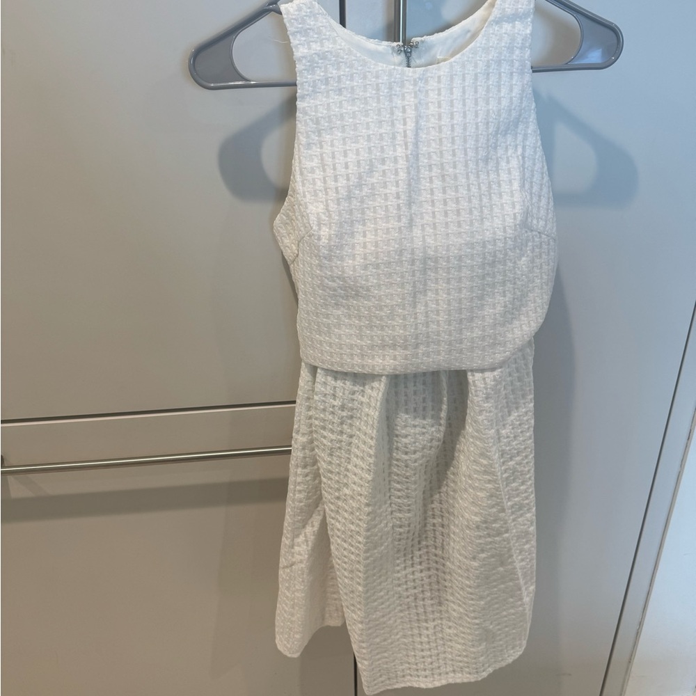 L'ATISTE White Textured Formal Dress Like New